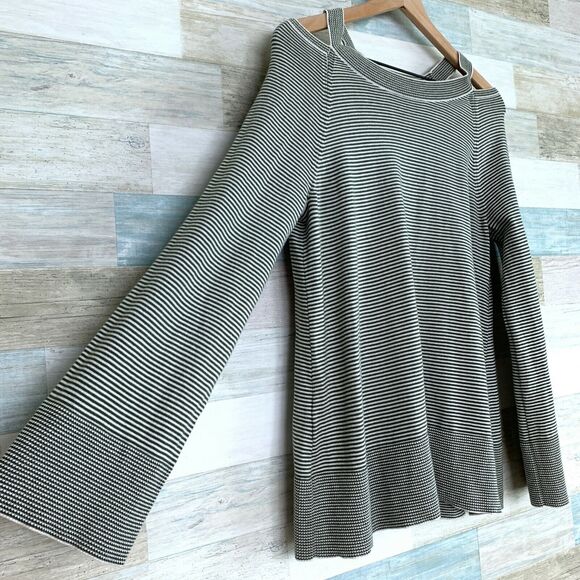 LOFT Striped Cutout Swing Sweater Gray White Flared Sleeves Ribbed Womens Medium - Picture 4 of 11